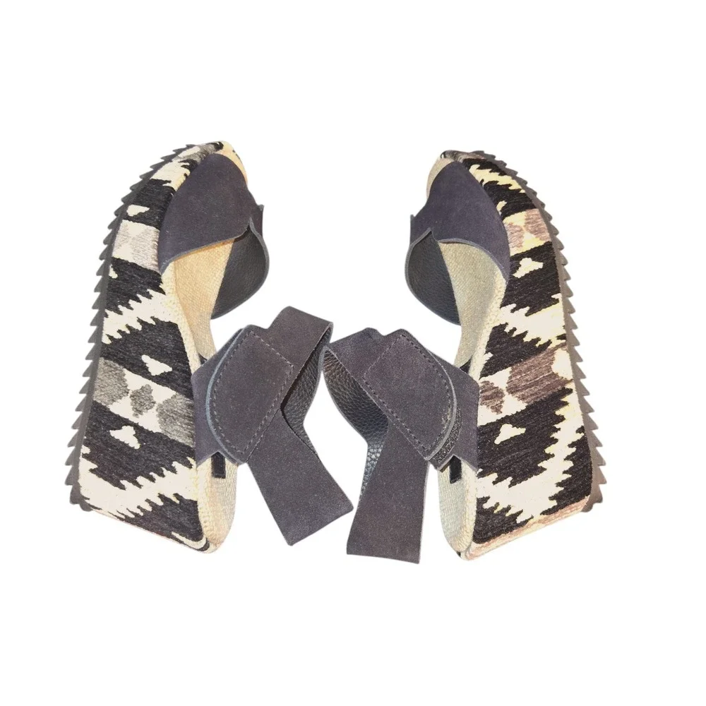 Pedro Garcia Wedge Sandals Womens 36 Black & Tan Tapestry & Suede Platform Spain